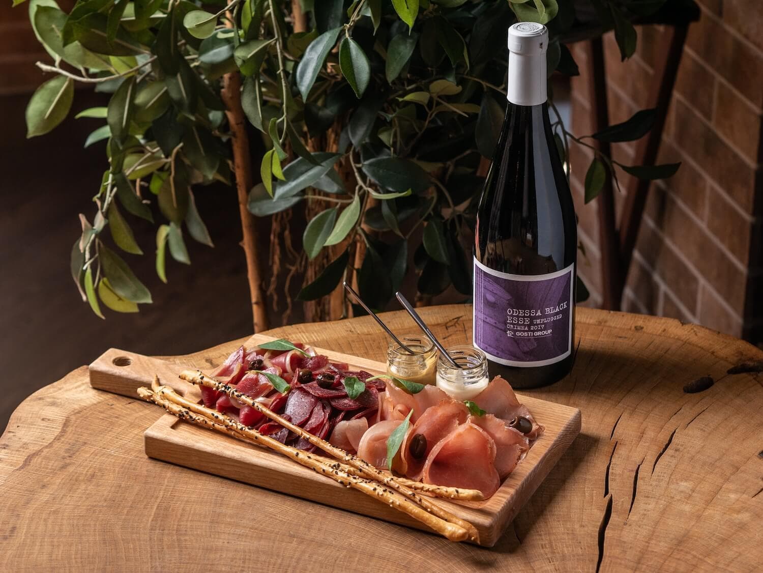 ресторан гости на курорте красная поляна