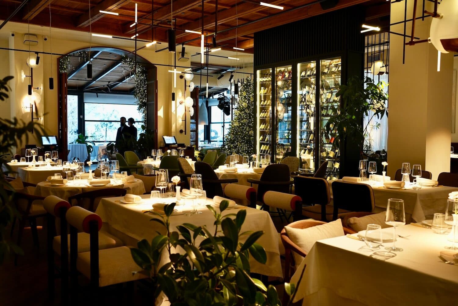 Ресторан Loona в Красной Поляне 